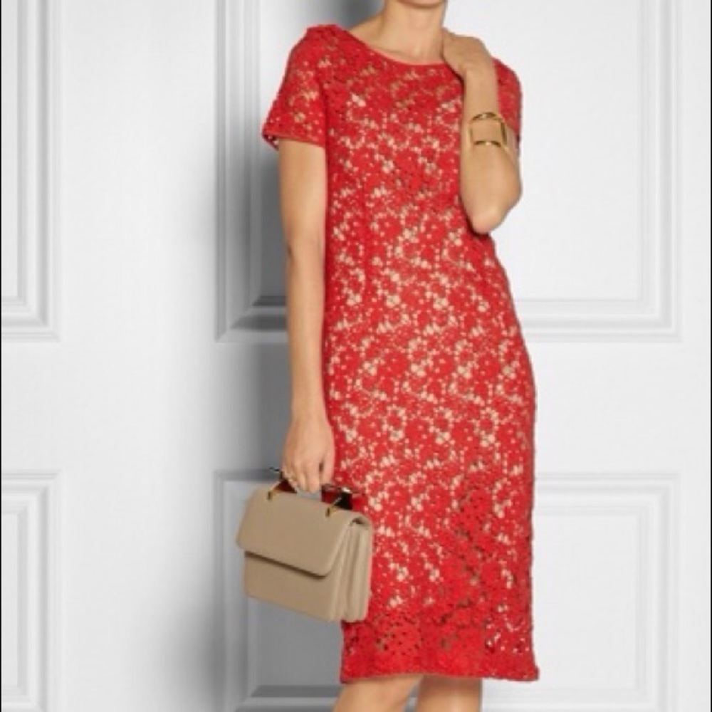 Red cotton-lace dress